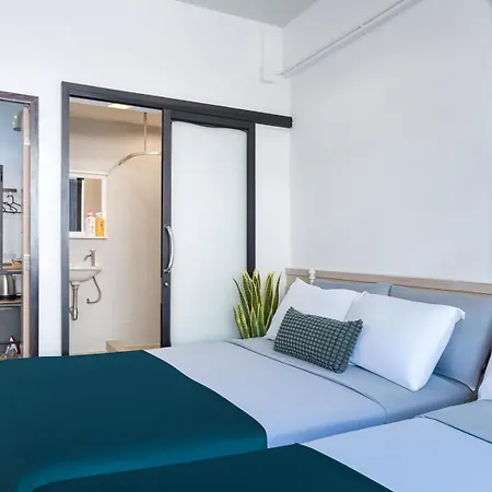 Platinum Deluxe Shopping Apartments