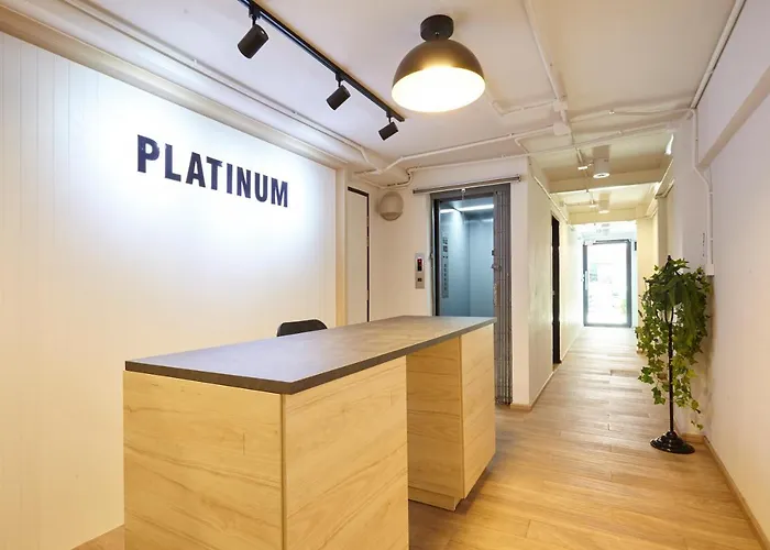 Platinum Deluxe Shopping Хостел *